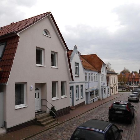 הוילה נוישטאדט אין הולשטיין Haus Am Hafen מראה חיצוני תמונה